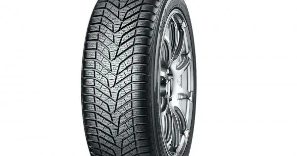 275/40 R20 YOKOHAMA BluEarth*Winter V905 | Profită acum