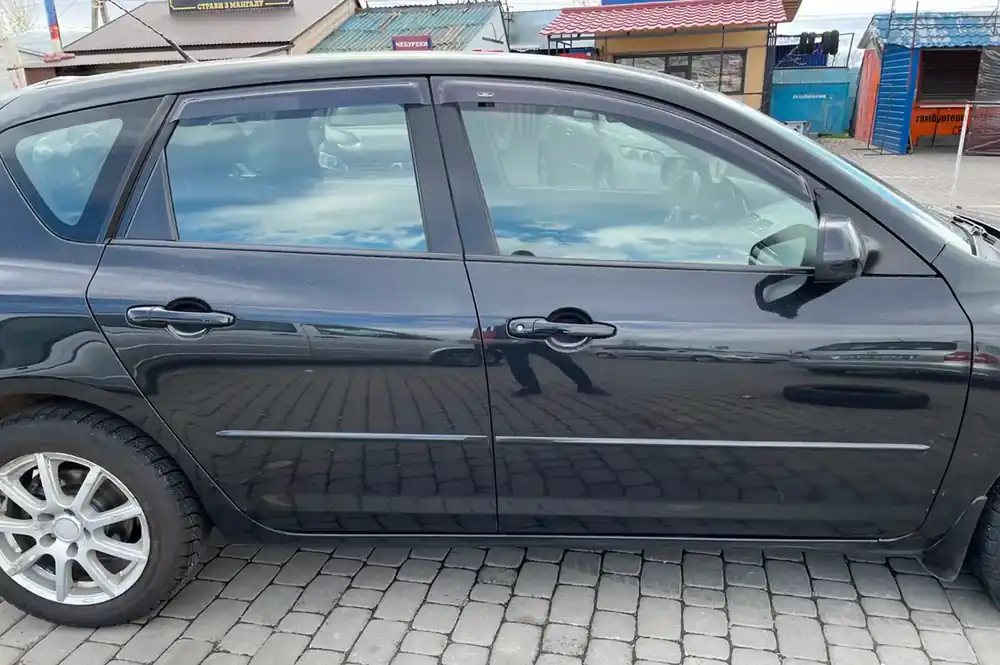Noutate în gamă | Mazda 3 2003-2009 Deflectoare Geamuri HB (4 buc, HIC)