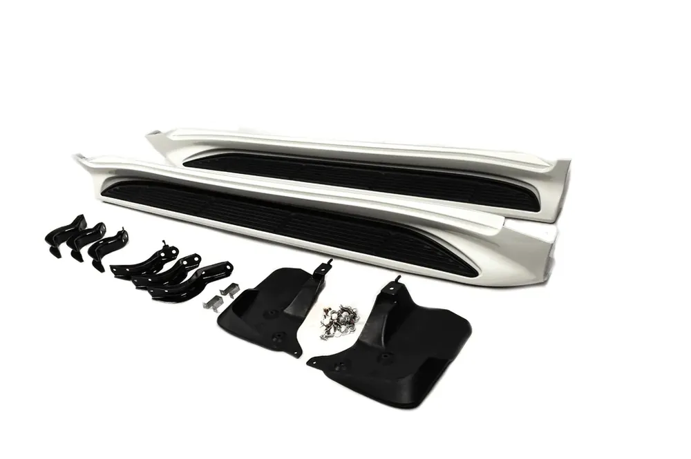 Stoc pe terminate - Toyota Land Cruiser 200 2007-2021 Praguri Laterale (2015-2021) Negru
