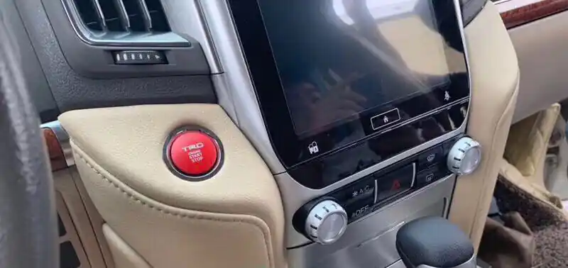 Calitate de top | Toyota Land Cruiser 200 2007-2021 Buton TRD (design 2018)