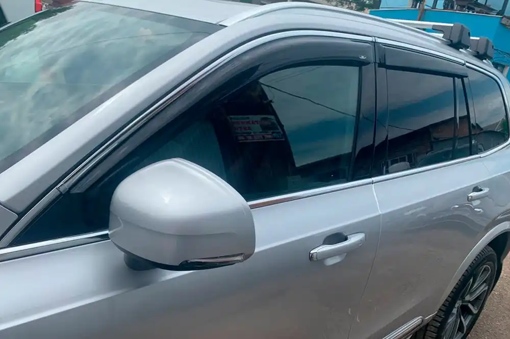 Volvo XC90 2015- Deflectoare geamuri cu banda cromata (4 buc, HIC) | Economisește