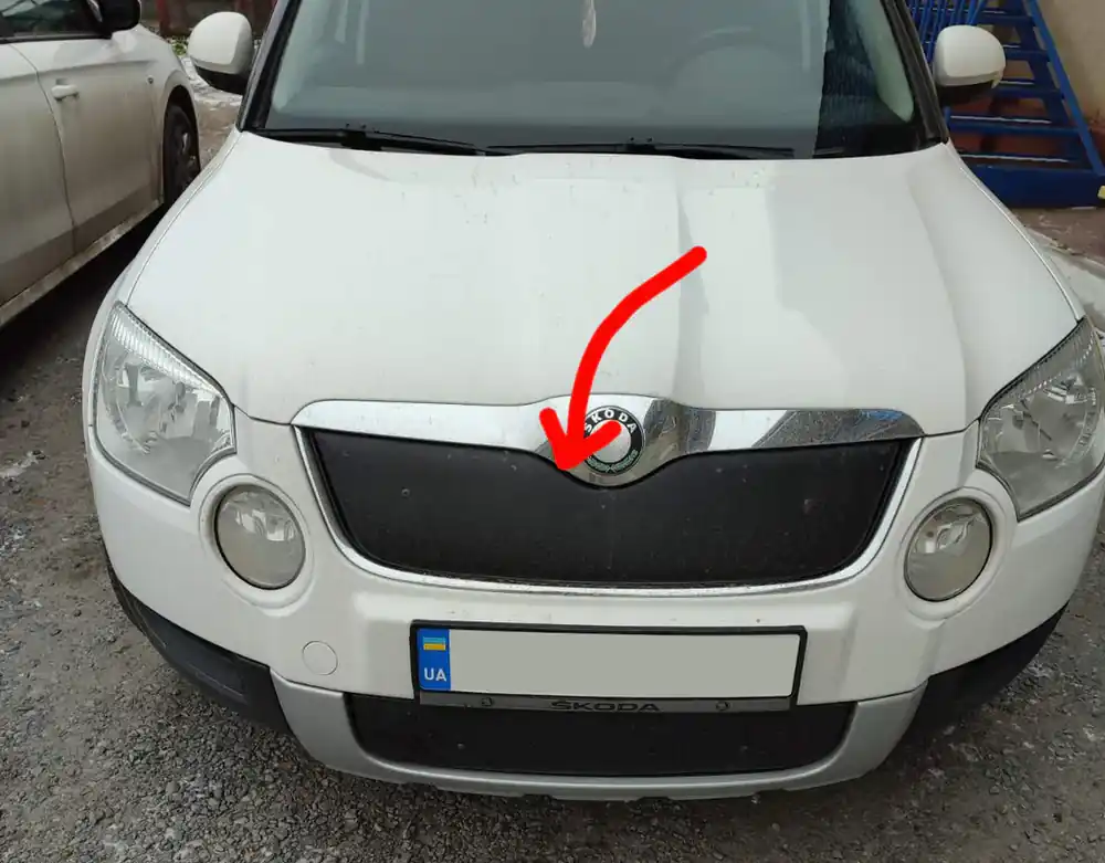 Skoda Yeti 2009-2017 Husa iarna grila (superioara, 2009-2013) Lucios - Economii mari