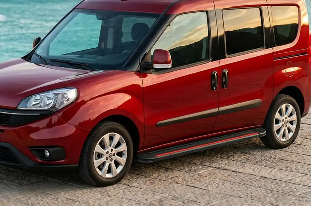 Preț special | Opel Combo 2012-2018 Praguri Laterale Maya Red (2 buc, Aluminiu)