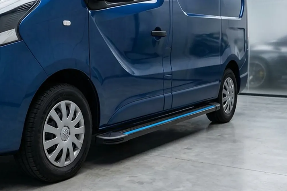 Opel Vivaro 2015-2019 Praguri Laterale Maya Blue (2 buc, Aluminiu) | Profită acum