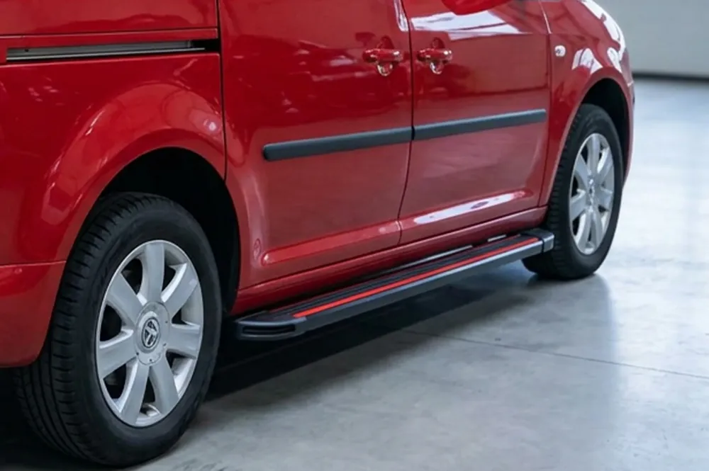 Volkswagen Caddy 2010-2015 Praguri Laterale Maya Red (2 buc, Aluminiu) Baza Maxi - Nu rata
