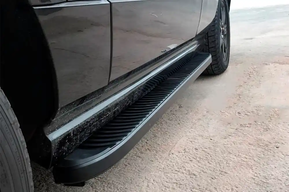 În tendințe | Range Rover III L322 2002-2012 Praguri Laterale Tayga Black (2 buc, Aluminiu)