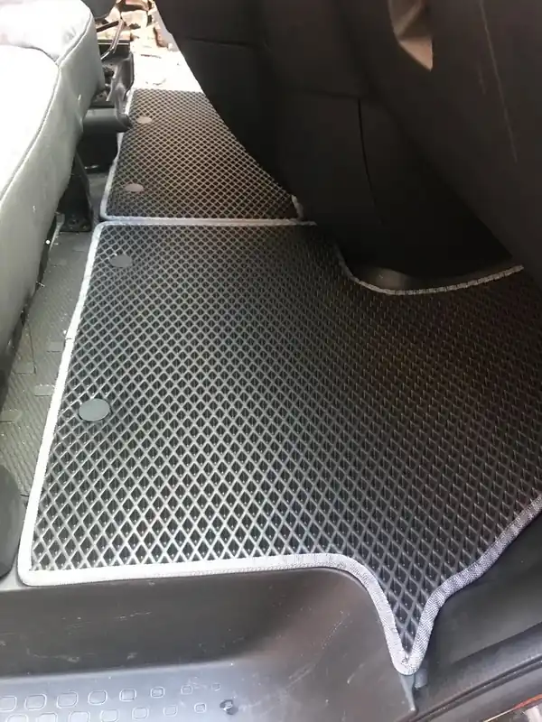 Au mai rămas puține bucăți | Renault Trafic 2015- Covorase (2 buc, EVA, negre)
