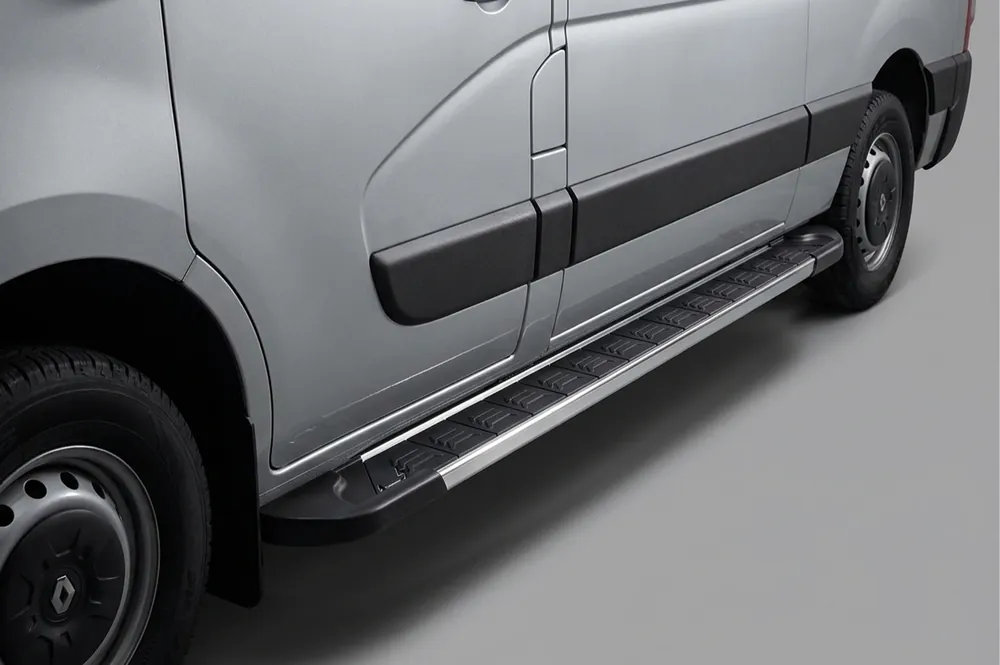 Cantități limitate | Renault Master 2011-2023 Praguri Laterale RedLine V1 (2 buc, Aluminiu) Ampatament Mediu