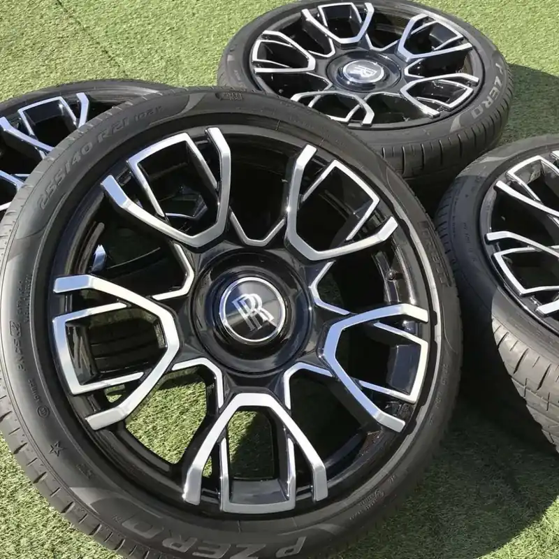 Rolls-Royce Ghost 2009-2020 Jante forjate R22 (Set 4 buc) - Plasează comanda