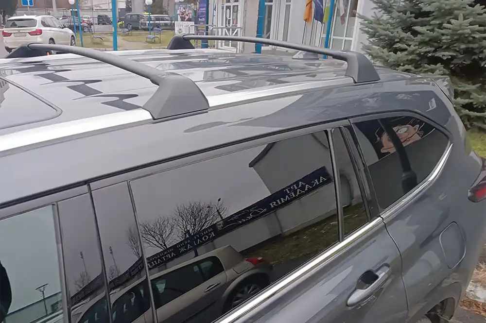 Toyota Highlander 2019- Bare transversale portbagaj pentru sine integrate OEM (2 buc.) Negru | Se încheie curând