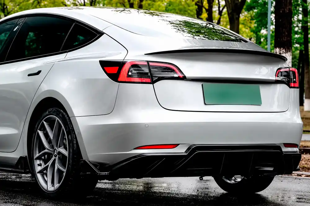 Tesla Model 3 2017- Difuzor bara spate Turbo (pentru 2017-2023) | Comandă cu încredere